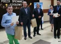 Zdjęcie z galerii: 83_2015 II Powiatowy Konkurs Poezji Śpiewanej