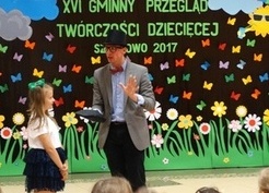 Zdjęcie z galerii: Na wiosennej łące