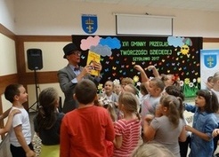 Zdjęcie z galerii: Na wiosennej łące