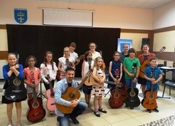 Zdjęcie z galerii: Zakończenie zajęć gry na gitarze