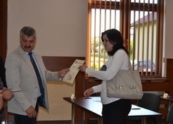 Zdjęcie z galerii: 2014.05.30. I Gminne Dyktando dla Dorosłych