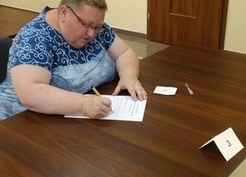 Zdjęcie z galerii: IV Gminne Dyktando dla Dorosłych