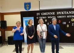 Zdjęcie z galerii: IV Gminne Dyktando dla Dorosłych
